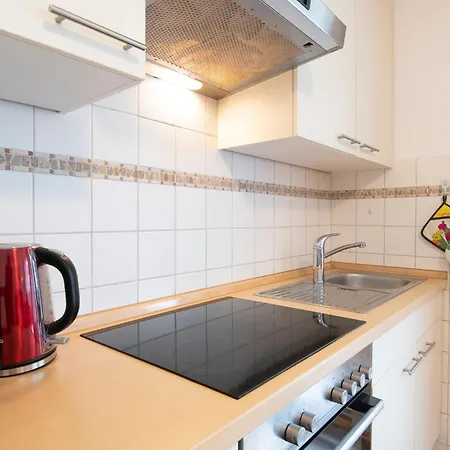 Ostlandstrasse 1 Lachmoewe * 克伦胡森